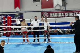 kemer-belediyesi-kick-boks-sporculari-5-madalya-ile-dondu.jpg