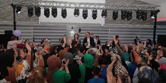 Nevşehir Belediyesi tarafından bu yıl ilki düzenlenen Kadınlar Matinesi büyük ilgi gördü