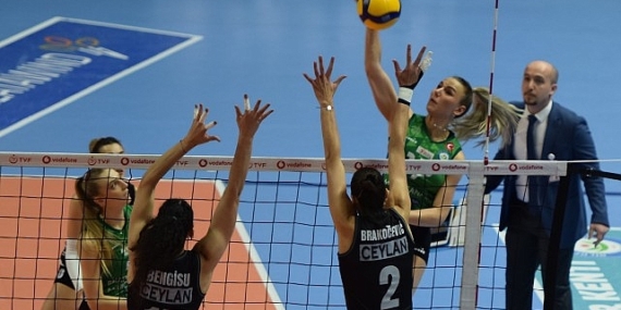 Nilüfer'in sultanları Beşiktaş'a set vermedi