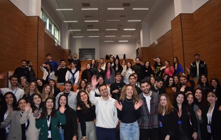 SheRises, Akademik Dünyada Güçlü Kadınların Deneyimleri ile Gençlere Yol Gösterdi