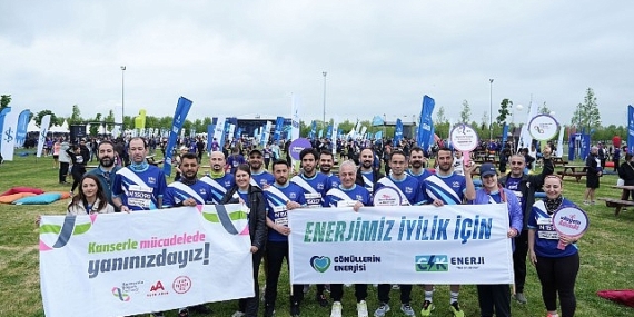 CK Enerji çalışanları, İstanbul Yarı Maratonu'nda kanserle mücadele için koştu