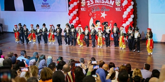 Didim Belediyesi Deniz Yıldızları Kreş ve Gündüz Bakımevi öğrencileri, 23 Nisan Ulusal Egemenlik ve Çocuk Bayramı'nı büyük bir coşku ile kutladı