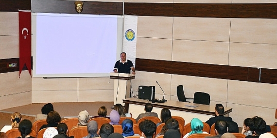 Harran Üniversitesinde Kanserde Farkındalığa Dikkat Çekildi