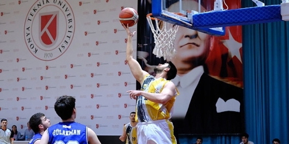 Konya Büyükşehir Belediyespor Basketbolda Yarı Finalde