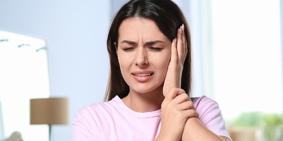 Kulak Çınlamasının 10 Önemli Nedeni