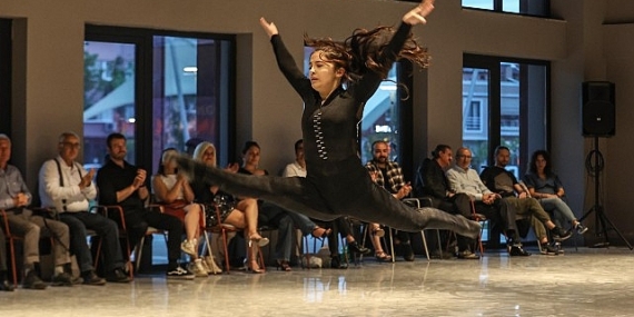 Nilüfer'de dans dolu gece