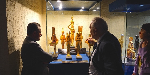 Olağanüstü bir Antik Mısır deneyimi sunan 'Tutankhamun, Çocuk Firavunun Hazineleri' sergisi Ankara'da açıldı