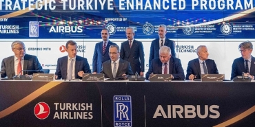 rolls-royce-ve-turk-hava-yollari-stratejik-ortakliklarini-guclendiriyor.jpg