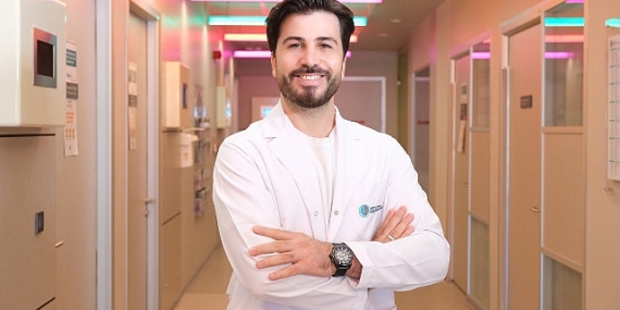 Sosyal medyadaki mutluluk pozları gerçek mi yoksa gerçeklikten kaçış mı?