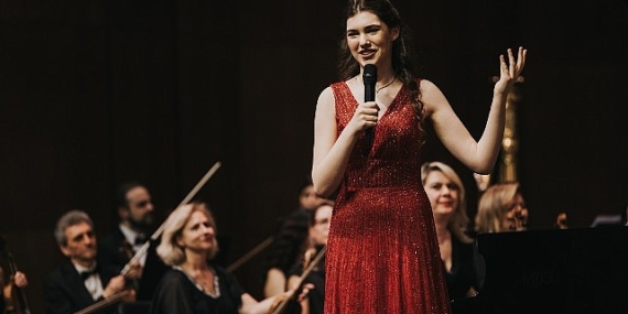 52. İstanbul Müzik Festivali İlyun Bürkev’in büyüleyici performansıyla başladı