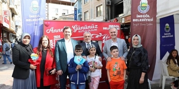 anneler-gunu-inegol-belediyesi-ile-renklendi.jpg