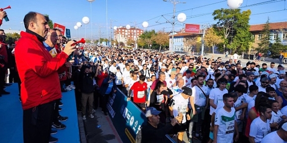 Başkan Altay Tüm Sporseverleri Konya Yarı Maratonu Heyecanına Ortak Olmaya Davet Etti