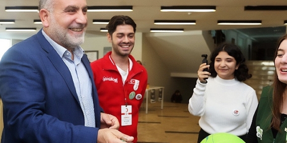 Başkan İbrahim Sandıkçı: “Gençlerimizin KPSS ücretlerini karşılıyoruz”