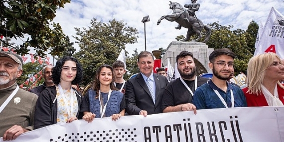 Başkan Tugay: “İzmir ve Samsun kadersel olarak bağlı iki şehir”