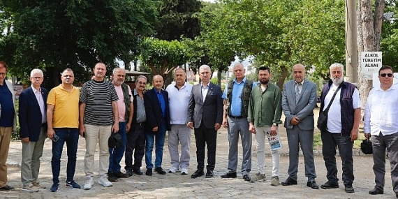 Bergama Belediye Başkanı Prof. Dr. Tanju ÇELİK, bölge gazetecileriyle gerçekleştirdiği aylık toplantıda Bergama Belediyesi’nin borcunu açıkladı