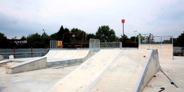 buyuksehirden-golcuk-sahiline-skate-park.jpg