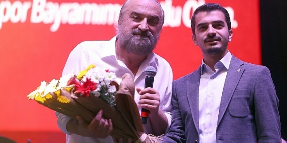 Çankaya Belediyesi, 19 Mayıs Atatürk’ü Anma, Gençlik ve Spor Bayramı’nın 105. yılını Çankaya Gençlik Festivali’ni Volkan Konak ve Pinhani konserleriyle taçlandı