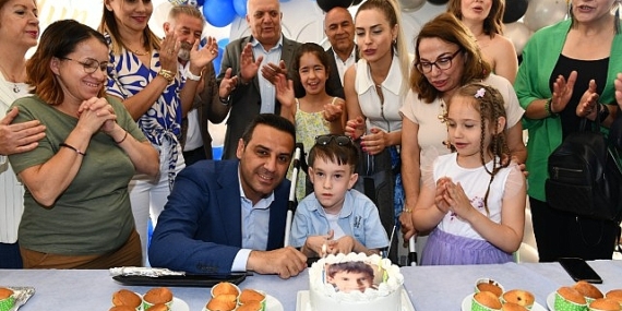 Çiğli Belediye Başkanı Onur Emrah Yıldız’dan SMA Hastası Doruk’a Doğum Günü Sürprizi