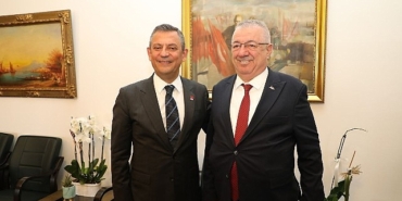 edremit-belediye-baskani-mehmet-ertas-ankarada-chp-genel-baskani-ozgur-ozel-ile-gorustu.jpg