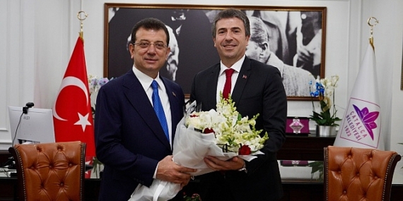 Ekrem İmamoğlu, Çatalca Belediye Başkanı Erhan Güzel’e tebrik ziyaretinde bulundu