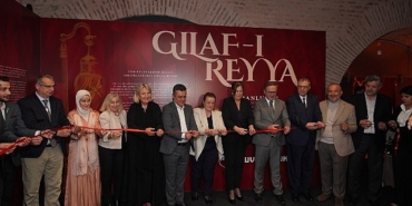 gilaf-i-reyya-osmanlidan-gunumuze-koku-siseleri-sergisi-acildi.jpg