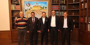 horasan-belediye-baskani-hayrettin-ozdemir-nevsehir-belediye-baskani-rasim-ariya-hayirli-olsun-ziyaretinde-bulundu.jpg
