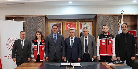 Kandıra Belediye Başkanı Erol Ölmez her yıl 15 Mayıs’ta tüm dünyada kutlanan Aile Haftası münasebetiyle Kandıralı yeni evlenecek çiftlere yeni bir hizmetin müjdesini verdi.