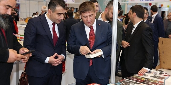 Karaman Belediyesi tarafından bu yıl 4.’sü düzenlenen Kitap Günleri, kapılarını kitapseverlere açtı