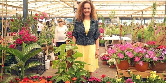 Karşıyaka Çiçek Festivali kapılarını açtı