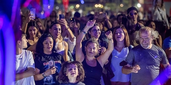 Konak’ta 19 Mayıs’a coşkulu kutlama