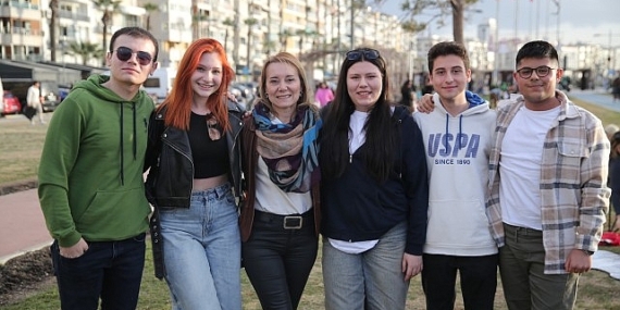 Konak’ta Günbatımında Gençlik Buluşması var