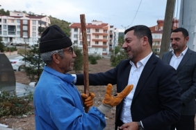nevsehir-belediye-baskani-rasim-ari-belediye-ekiplerinin-mahallelerdeki-calisma-alanlarinda-incelemelerini-surduruyor.jpg