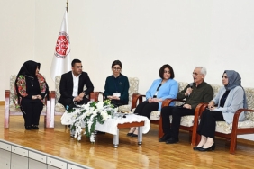 otizm-farkindaligini-artirma-adina-harran-universitesinden-guclu-bir-adim-otizm-paneli.jpg