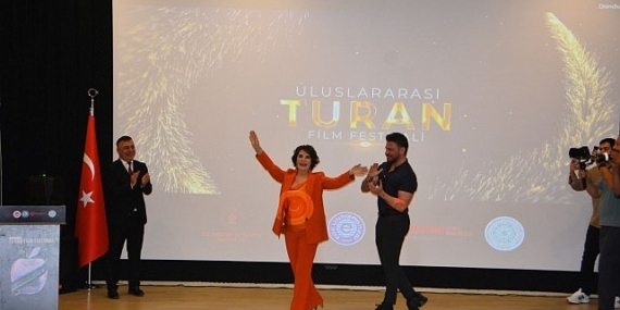 Türk Dünyası Sineması İzmir'de Ege Üniversitesi ev sahipliğinde bir araya geldi