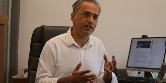 Yapay zeka işsizlik endişesini tetikliyor! Yapay zeka, mavi yakalılardan sonra beyaz yakalıları tehdit ediyor!