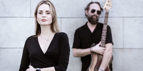 Yapı Kredi bomontiada “Feelin' Good" sahnesi Seçil Akmirza ve Alp Ersönmez'i ağırlıyor