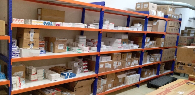 Raf Sistemlerinde Yazılım Entegrasyonu ve Stok Yönetimi