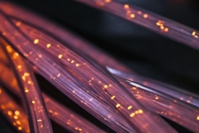 Fiber Hızında Gelişen Uçurum: Kimler Bağlı, Kimler Dışarıda