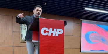 Görkem Uludüz’e Anlamlı Plaket: Çanakkale’de “Payidar” Rüzgârı