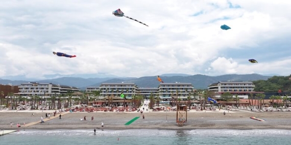 Xo Cape Arnna Dünyaca Ünlü Uçurtma Sanatçısı Zahit Mungan’ı ”Rüzgarın Peşinde” Etkinliğinde Ağırlıyor